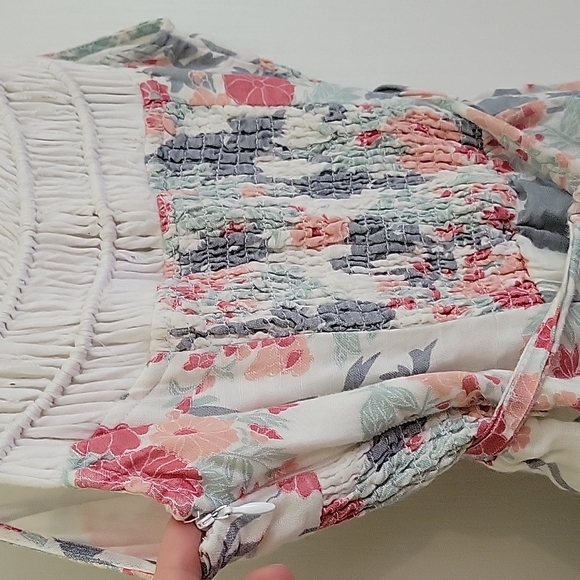 Pretty Floral Linen and Crochet Summer Dress Free People - Picture 9 of 11